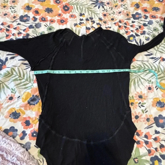 We the free Thermal Top black XS - Picture 2 of 14